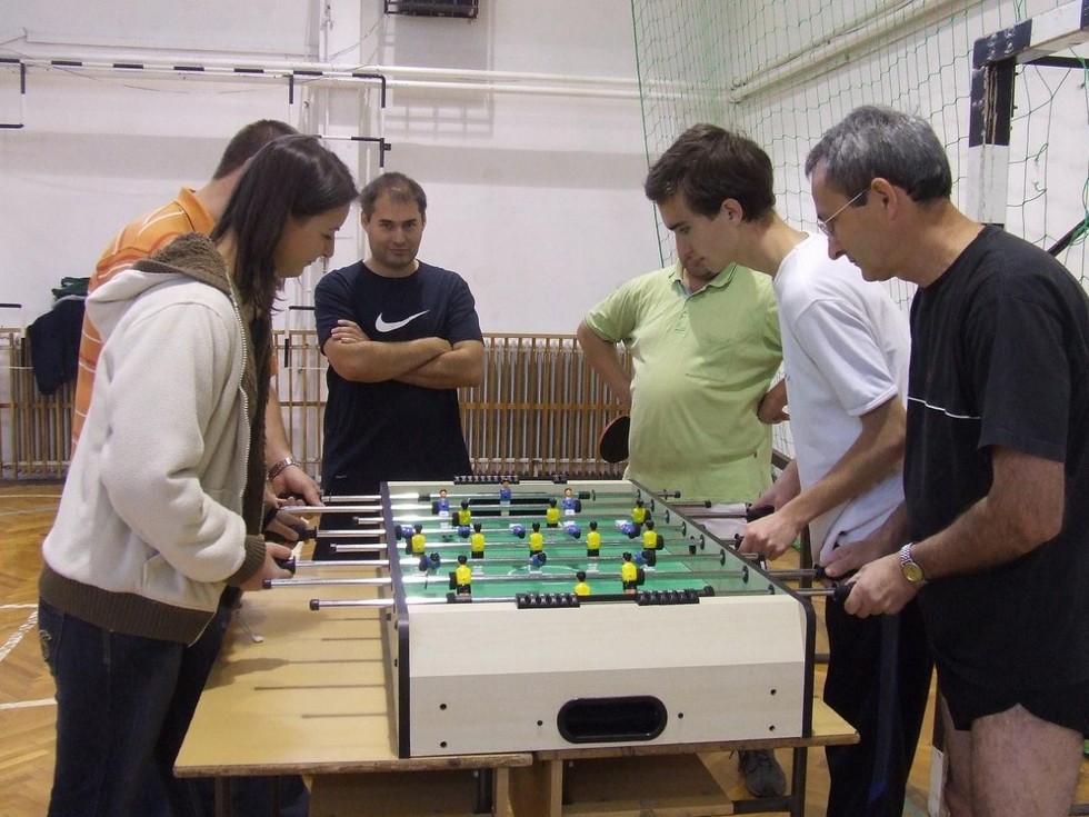 2009-10-17-Debrecen-asztalitenisz-sakk-csocsó-5