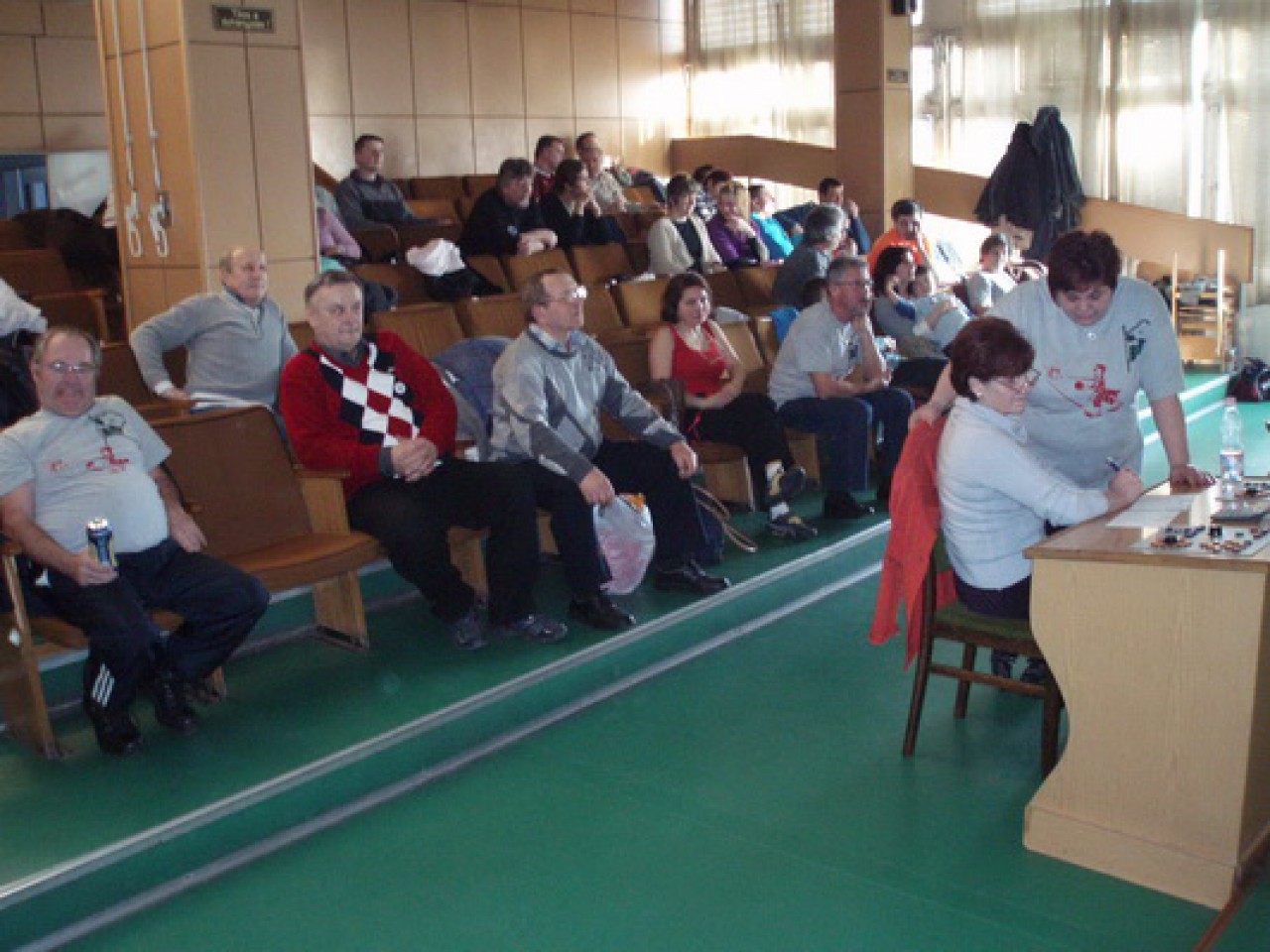 2012-01-20-II. Szegedi Postás Teke Farsang-023