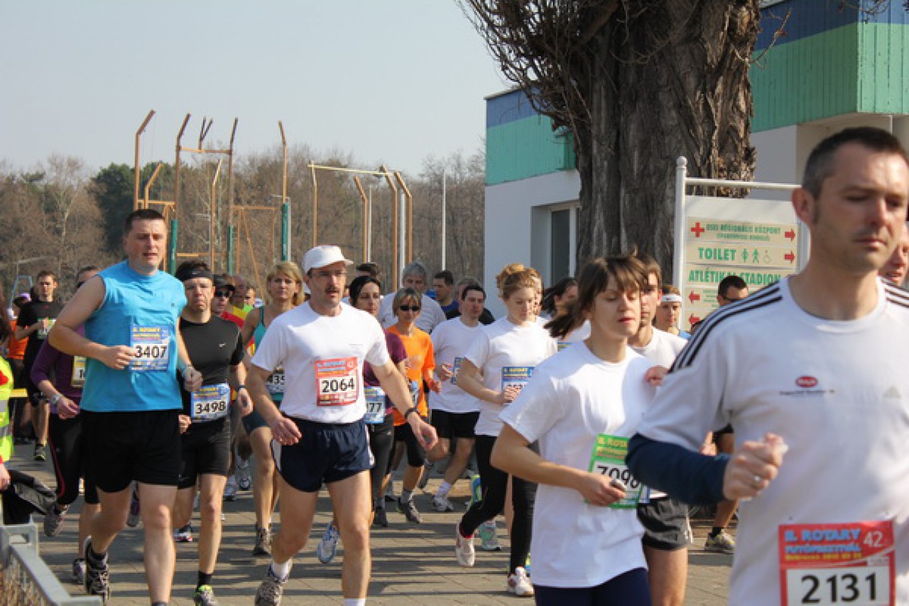 2012-04-24-II. Rotary centenáriumi futás Debrecen-002