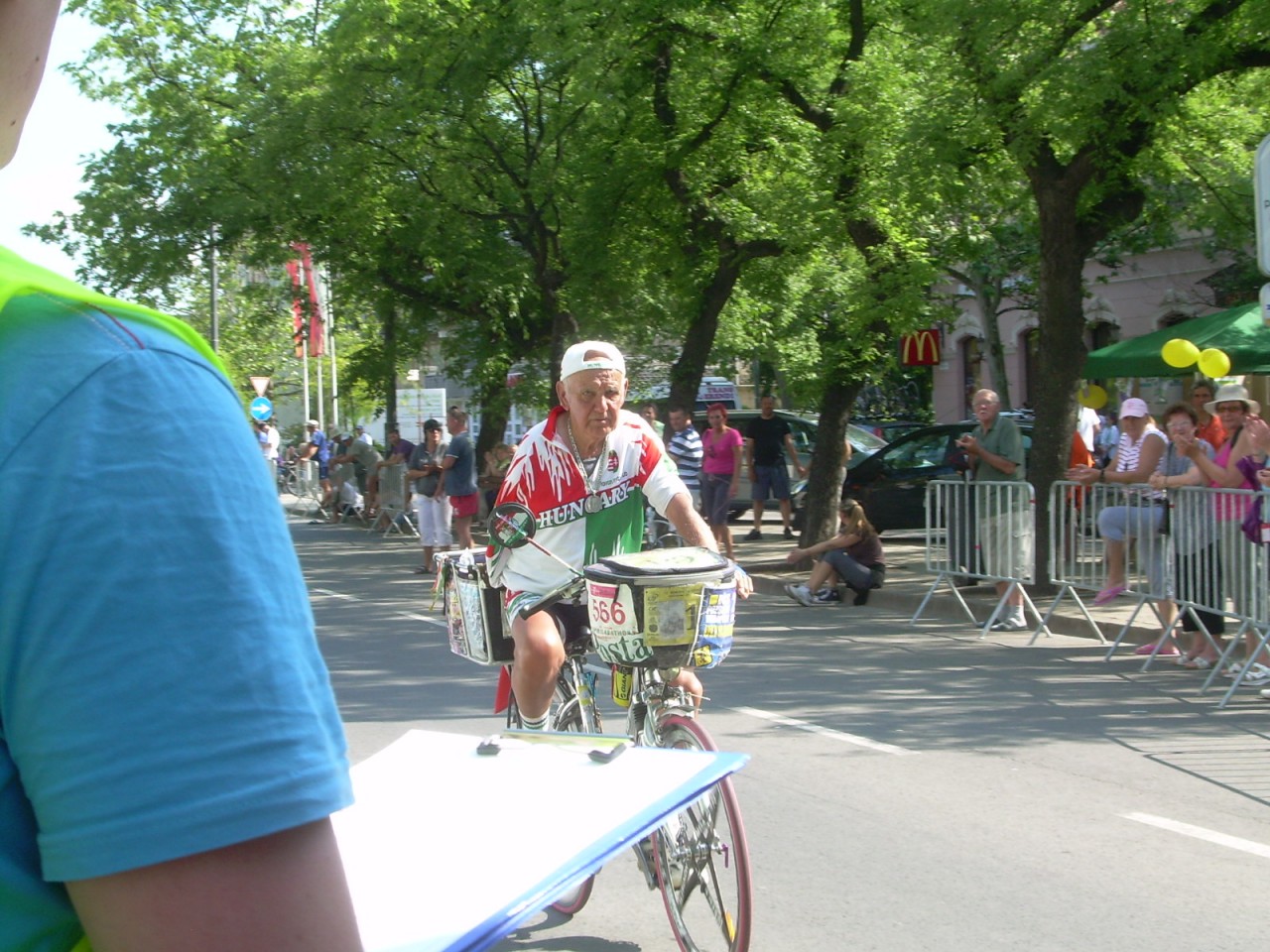 2012-05-30-Novák Feri bácsi Békéscsaba-Arad kerékpármaraton-001