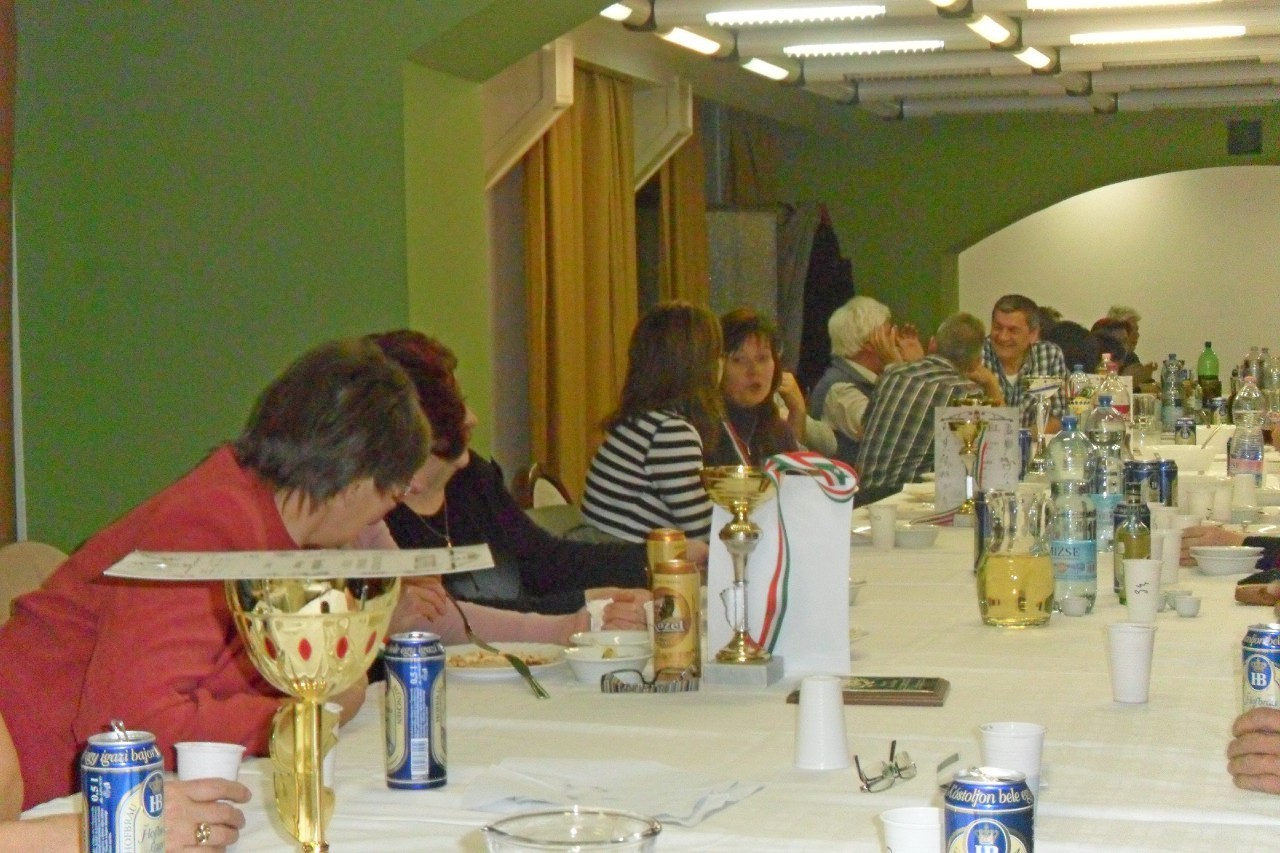2014-04-11-Jubileumi évadzáró Szegeden a tekézőknél-008
