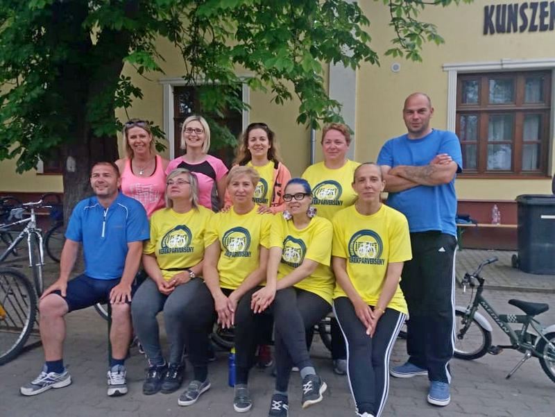 20190601-10-órás-kerékpárverseny-Kunszentmárton-a nagy csapat