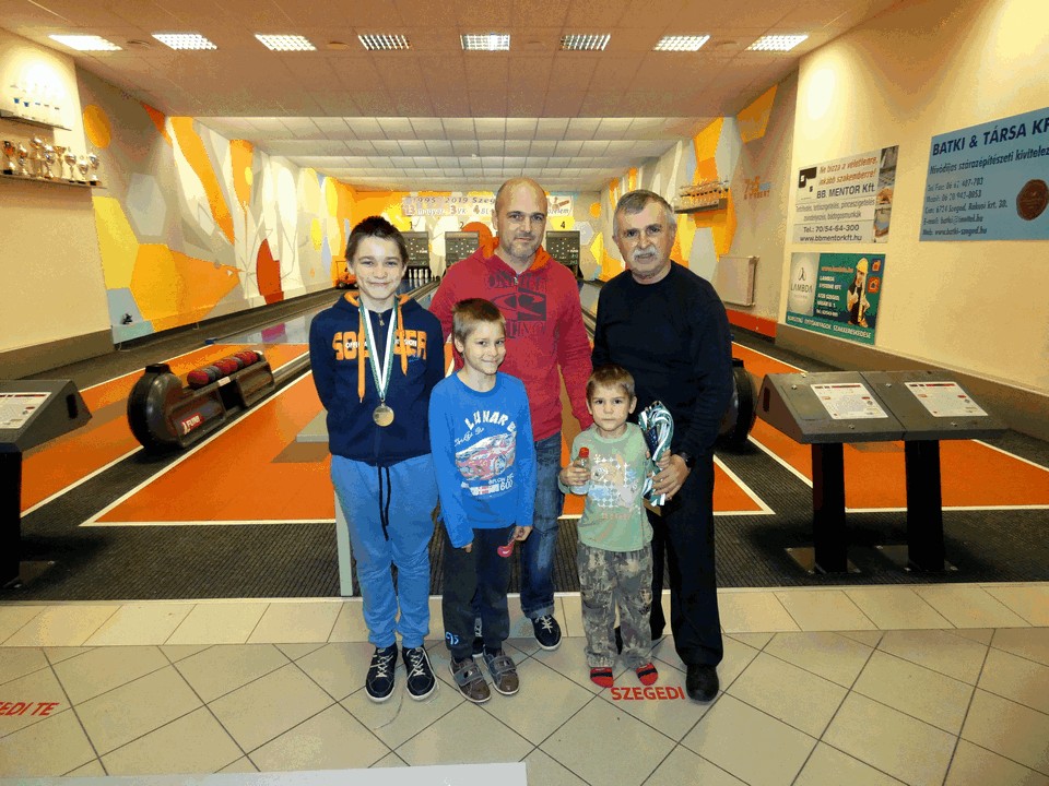 20191208-IX-Sportos-Postás-Mikulás-Szeged-P1020522