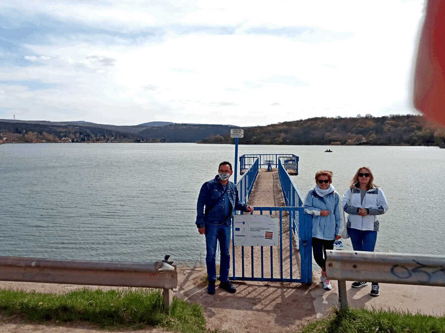 2021-04-10-medvehagymaszedes-a-mecsekben-img_20210410_132047_optimized