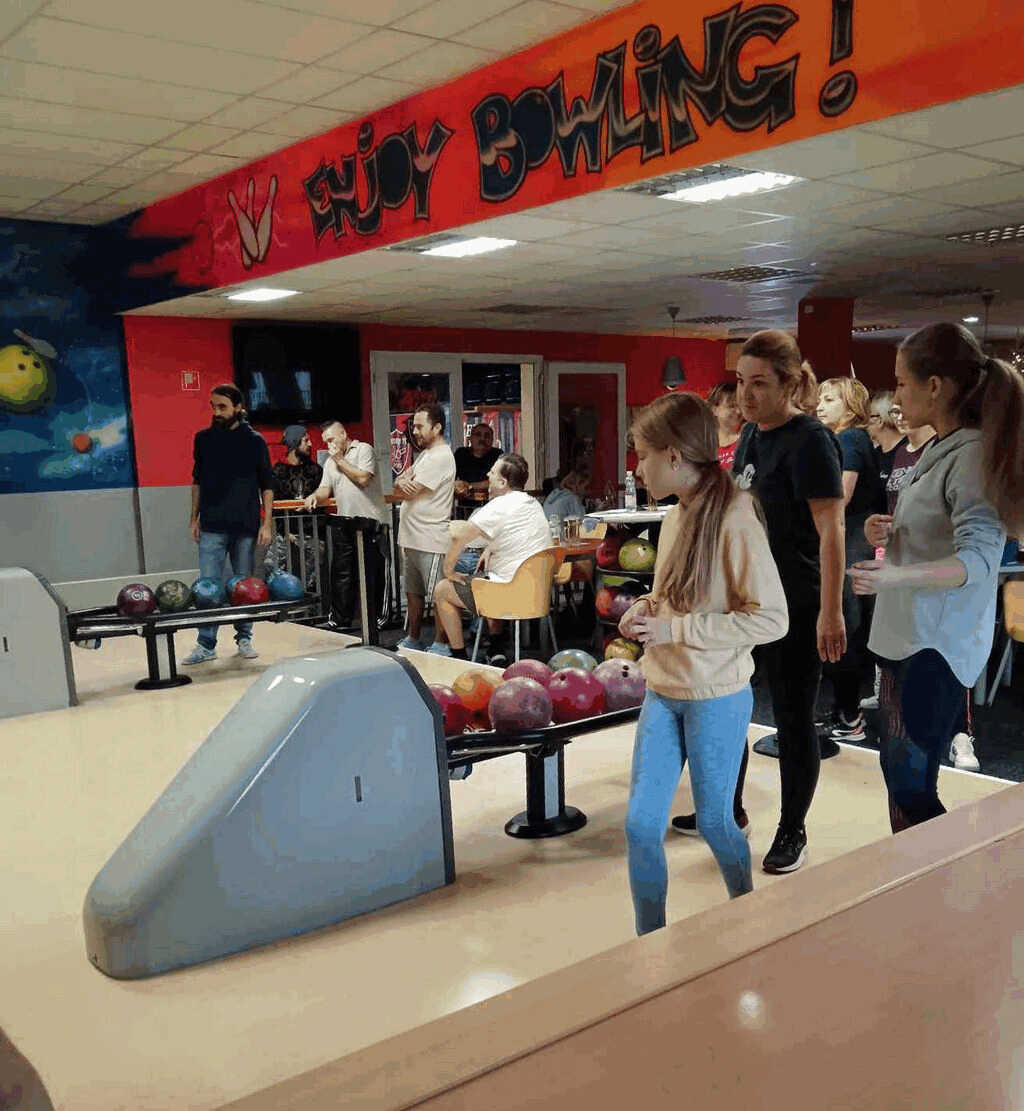 2023-12-02-postás-mikulás-teke-bowling-kupa-szegeden-376431222_optimized