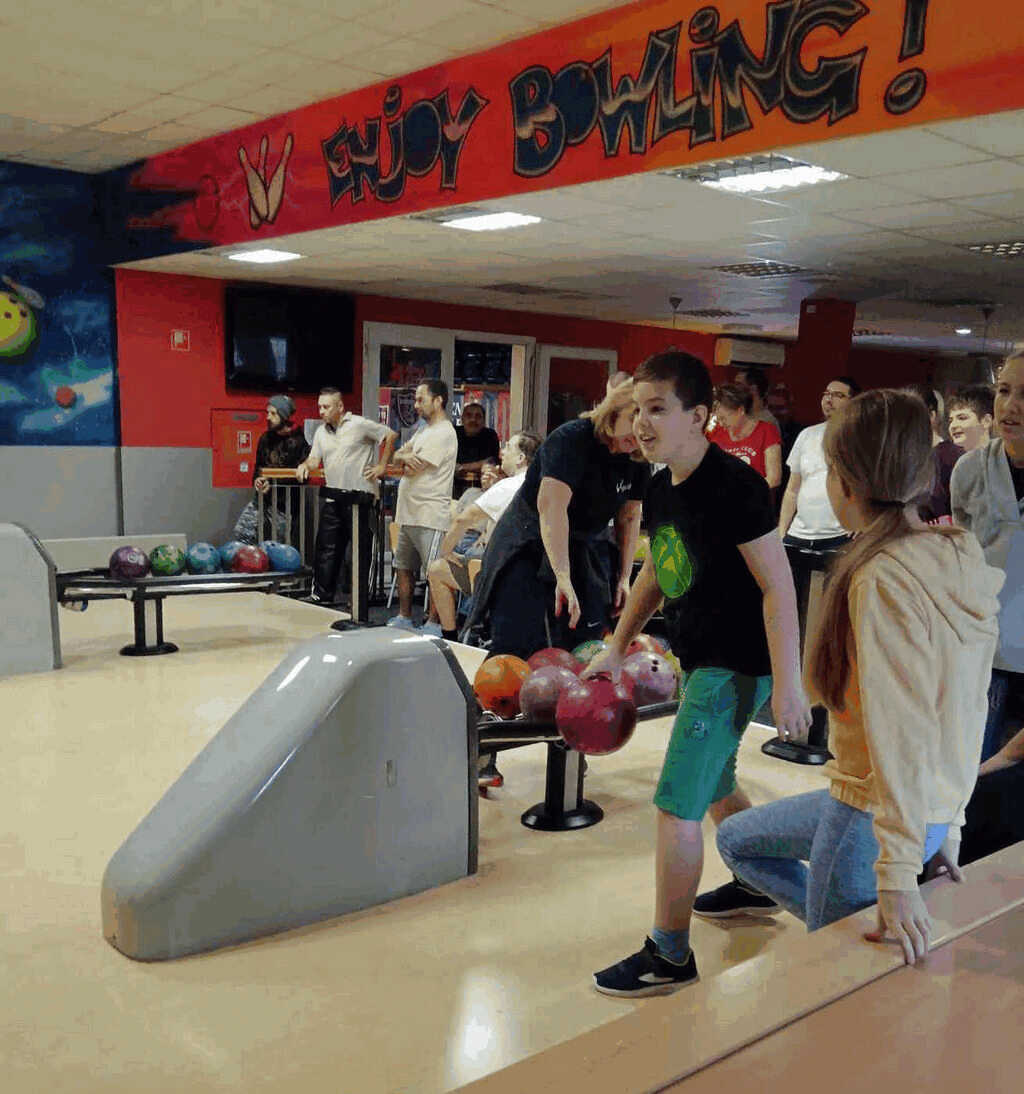 2023-12-02-postás-mikulás-teke-bowling-kupa-szegeden-403612200_optimized